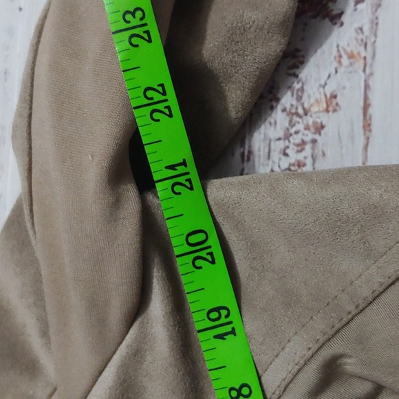 BCBGMAXAZRIA JACKET - Picture 8 of 9